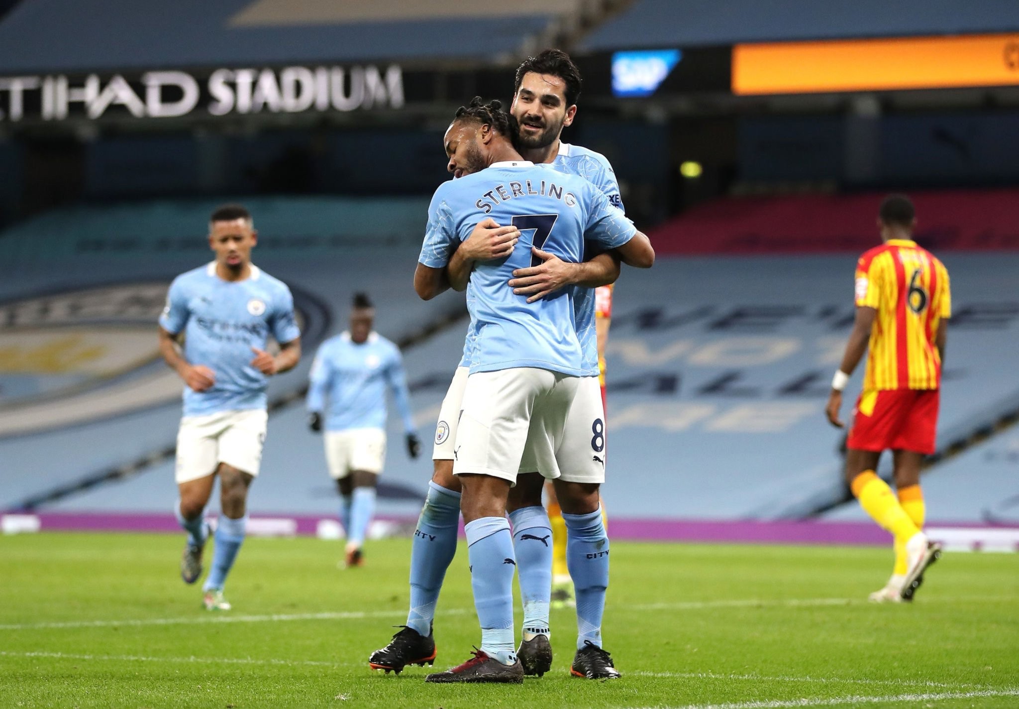 能融为一体 能融为一体